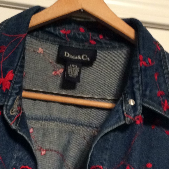 Jean jacket. - Picture 8 of 8